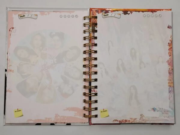 D_NQ_NP_2X_655749-MLC52173479160_102022-F Twice Agenda Holografica Con Diseño K Pop Cuaderno
