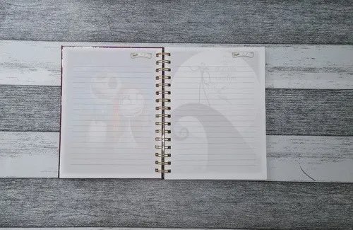 D_NQ_NP_2X_704263-MLC51157508308_082022-F El Extraño Mundo De Jack Cuaderno Holográfico Con Esquelas