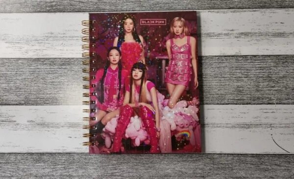 D_NQ_NP_2X_864834-MLC51672715573_092022-F Blackpink Cuaderno Holográfico Con Esquelas K-pop Black Pink